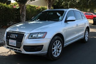 2012 Audi Q5 2.0T quattro Premium WA1CFAFP0CA135556 2012 Audi Q5 2.0T quattro Premium