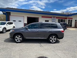 2011 Toyota Highlander Limited 5TDDK3EH8BS058496 2011 Toyota Highlander Limited