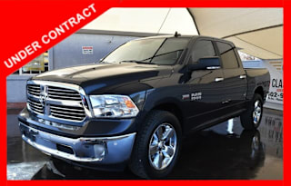 2017 Ram Pickup 1500 3C6RR6LT8HG774128 2017 Ram Pickup 1500