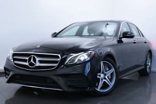 2017 Mercedes-Benz E-Class WDDZF4JB4HA180625 2017 Mercedes-Benz E-Class