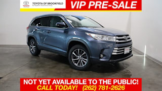 2019 Toyota Highlander XLE 5TDJZRFH1KS967678 2019 Toyota Highlander XLE