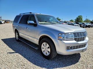 2010 Lincoln Navigator Base 5LMJJ2J57AEJ04943 2010 Lincoln Navigator Base