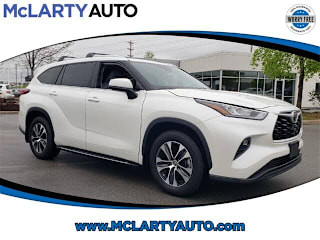 2020 Toyota Highlander XLE 5TDGZRAH8LS513253 2020 Toyota Highlander XLE