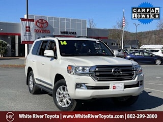 2016 Toyota Land Cruiser JTMCY7AJ9G4047990 2016 Toyota Land Cruiser