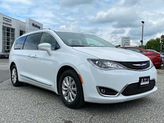 2018 Chrysler Pacifica Touring L Plus 2C4RC1EG7JR106317 2018 Chrysler Pacifica Touring L Plus