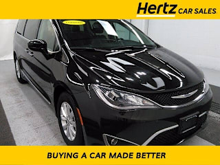 2019 Chrysler Pacifica Touring L 2C4RC1BG2KR704823 2019 Chrysler Pacifica Touring L