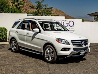 2015 Mercedes-Benz M-Class ML 350 4JGDA5JB6FA607675 2015 Mercedes-Benz M-Class ML 350