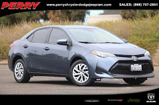 2018 Toyota Corolla LE 2T1BURHE8JC033403 2018 Toyota Corolla LE