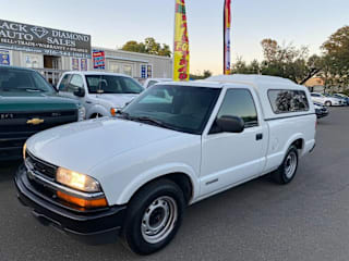 2000 Chevrolet S-10 LS 1GCCS1456YK221721 2000 Chevrolet S-10 LS