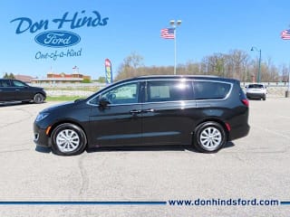 2020 Chrysler Pacifica Touring 2C4RC1FG9LR113531 2020 Chrysler Pacifica Touring