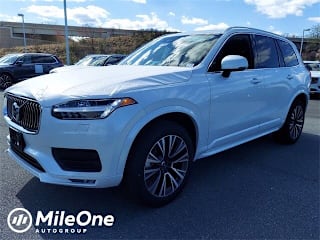 2021 Volvo XC90 T6 Momentum 7-Passenger YV4A22PK8M1740846 2021 Volvo XC90 T6 Momentum 7-Passenger