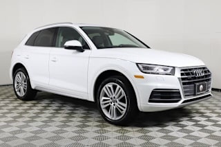 2018 Audi Q5 2.0T quattro Premium Plus WA1BNAFY3J2060402 2018 Audi Q5 2.0T quattro Premium Plus