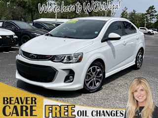 2019 Chevrolet Sonic 1G1JD5SB8K4140306 2019 Chevrolet Sonic