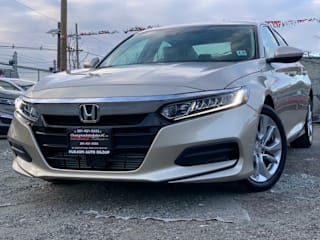 2018 Honda Accord LX 1HGCV1F1XJA132037 2018 Honda Accord LX