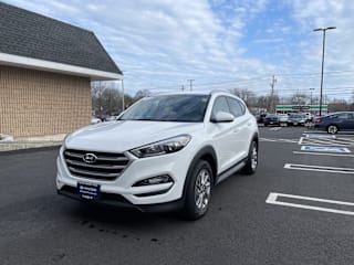 2017 Hyundai Tucson SE KM8J3CA48HU539223 2017 Hyundai Tucson SE