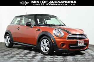 2013 MINI Cooper Cooper WMWSU3C58DT686263 2013 MINI Cooper Cooper