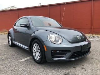 2019 Volkswagen Beetle 2.0T S 3VWFD7AT2KM706027 2019 Volkswagen Beetle 2.0T S