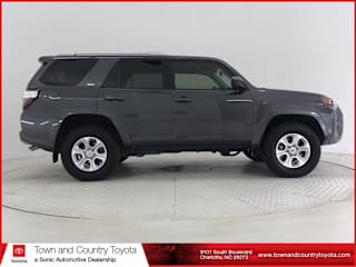 2018 Toyota 4Runner SR5 JTEBU5JR9J5582283 2018 Toyota 4Runner SR5