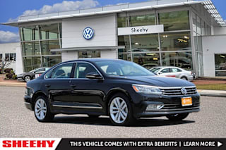 2018 Volkswagen Passat 2.0T SEL Premium 1VWCA7A33JC036872 2018 Volkswagen Passat 2.0T SEL Premium