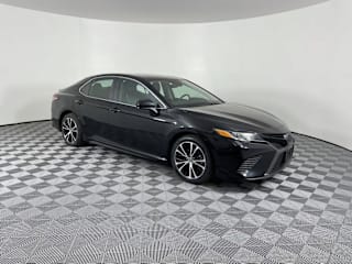 2019 Toyota Camry SE 4T1B11HK1KU204329 2019 Toyota Camry SE