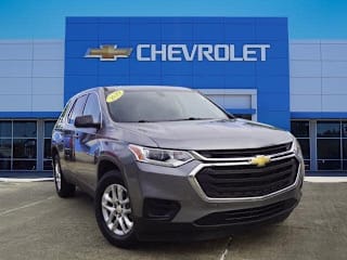 2019 Chevrolet Traverse LS 1GNERFKW2KJ165634 2019 Chevrolet Traverse LS