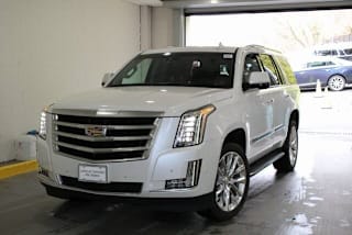 2018 Cadillac Escalade Luxury 1GYS4BKJ7JR385255 2018 Cadillac Escalade Luxury