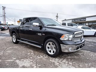 2017 Ram Pickup 1500 Lone Star 1C6RR6LT2HS683817 2017 Ram Pickup 1500 Lone Star
