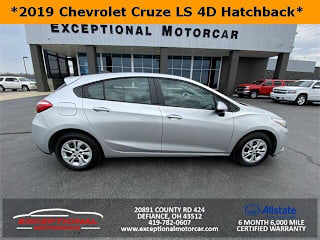 2019 Chevrolet Cruze 3G1BC6SM0KS583922 2019 Chevrolet Cruze