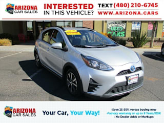 2019 Toyota Prius c JTDKDTB30K1625579 2019 Toyota Prius c