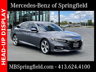 2018 Honda Accord Touring 1HGCV2F98JA019800 2018 Honda Accord Touring