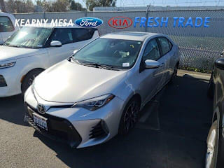 2017 Toyota Corolla 5YFBURHE3HP671679 2017 Toyota Corolla