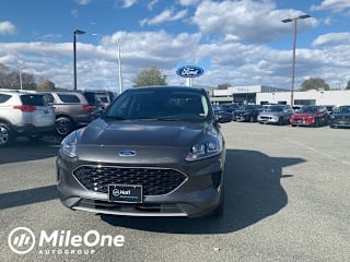 2020 Ford Escape SE 1FMCU9G61LUB59070 2020 Ford Escape SE