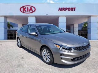 2018 Kia Optima 5XXGU4L34JG220760 2018 Kia Optima