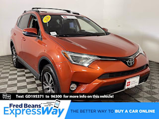 2016 Toyota RAV4 XLE JTMRFREV7GD195371 2016 Toyota RAV4 XLE