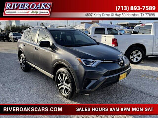 2017 Toyota RAV4 JTMZFREV7HJ130362 2017 Toyota RAV4