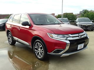 2018 Mitsubishi Outlander SE JA4AZ3A39JZ061634 2018 Mitsubishi Outlander SE