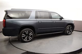 2019 Chevrolet Suburban Premier 1500 1GNSKJKJ4KR273446 2019 Chevrolet Suburban Premier 1500