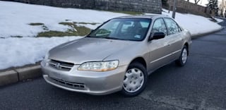 1998 Honda Accord 1HGCG5645WA266361 1998 Honda Accord
