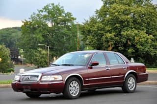 2006 Mercury Grand Marquis GS 2MEFM74V06X608669 2006 Mercury Grand Marquis GS