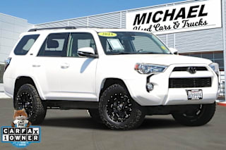 2018 Toyota 4Runner SR5 Premium JTEBU5JRXJ5566738 2018 Toyota 4Runner SR5 Premium