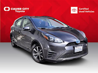 2019 Toyota Prius c JTDKDTB33K1625348 2019 Toyota Prius c