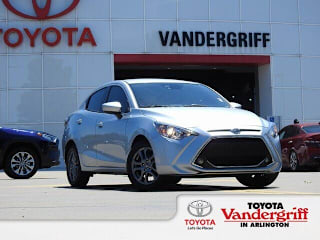 2020 Toyota Yaris LE 3MYDLBYV8LY715642 2020 Toyota Yaris LE