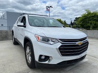 2018 Chevrolet Traverse LT Cloth 1GNERGKW9JJ225638 2018 Chevrolet Traverse LT Cloth