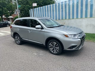 2020 Mitsubishi Outlander SEL JA4AZ3A38LJ001202 2020 Mitsubishi Outlander SEL