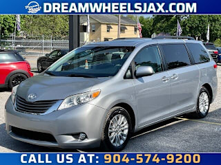 2014 Toyota Sienna XLE 8-Passenger 5TDYK3DC0ES421255 2014 Toyota Sienna XLE 8-Passenger