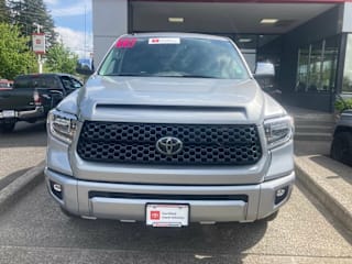 2018 Toyota Tundra Platinum 5TFAY5F15JX762050 2018 Toyota Tundra Platinum