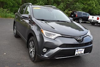 2017 Toyota RAV4 XLE JTMRFREVXHD203612 2017 Toyota RAV4 XLE