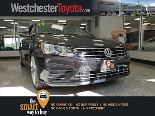 2017 Volkswagen Passat 1.8T R-Line 1VWDT7A34HC030703 2017 Volkswagen Passat 1.8T R-Line