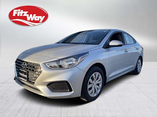 2019 Hyundai Accent SE 3KPC24A34KE061935 2019 Hyundai Accent SE