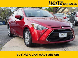 2018 Toyota Yaris iA Base 3MYDLBYV6JY322123 2018 Toyota Yaris iA Base